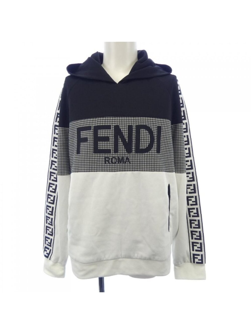 Fendi Hoodie Black